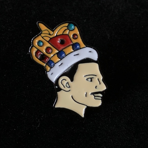 🎉HP🎉 Freddie Mercury Enamel Pin - Picture 3 of 6